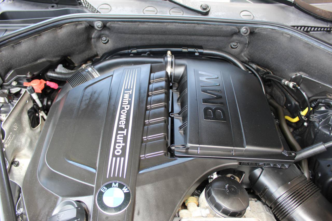Used 2016 BMW 535i Gran Turismo xDrive AWD/4WD image 31