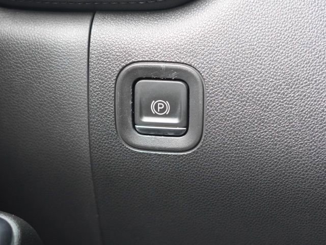 Used 2022 GMC Sierra 1500 Denali w/ Denali Reserve Package image 28