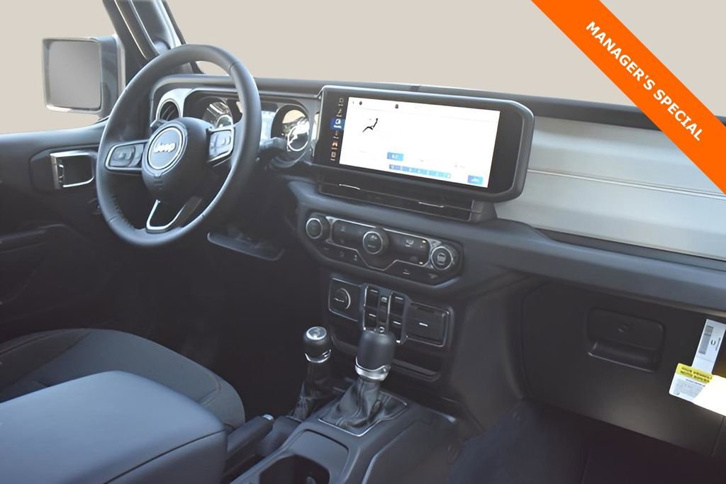 New 2025 Jeep Gladiator Sport image 14