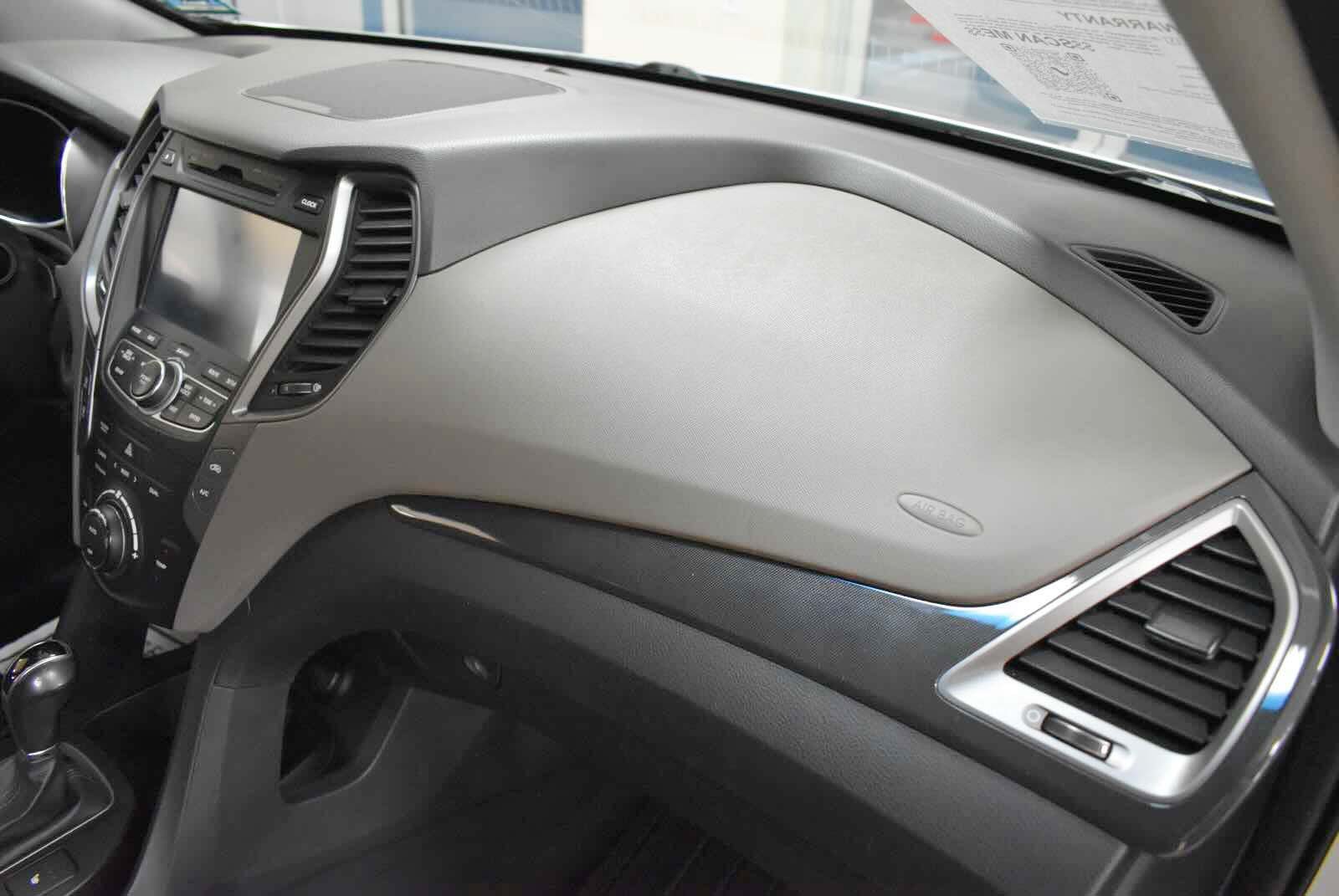 Used 2014 Hyundai Santa Fe Sport 2.0T w/ Navigation Package 06 AWD/4WD image 44
