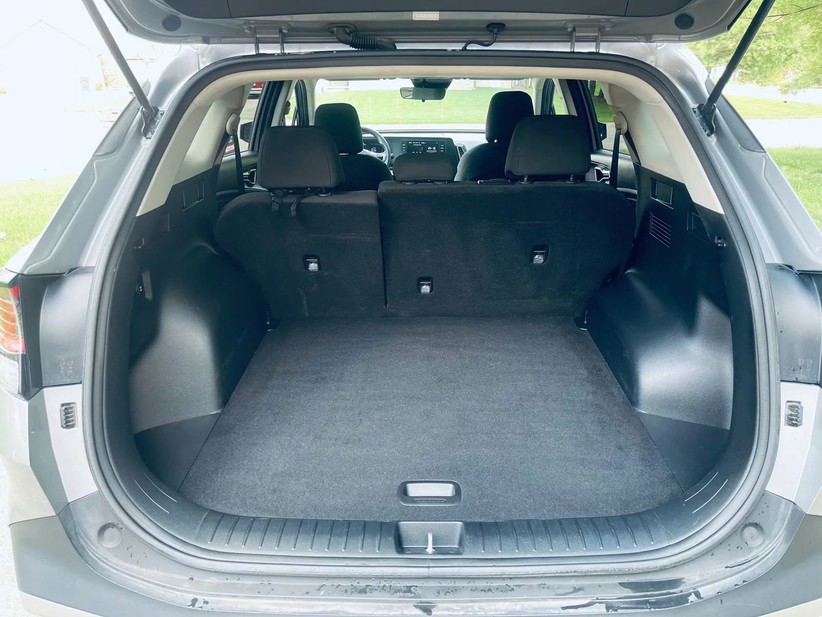 Used 2023 Kia Sportage LX image 25