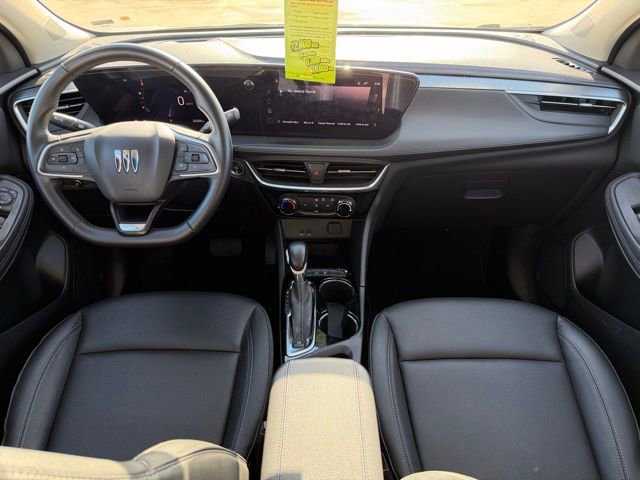 Used 2024 Buick Encore GX Sport Touring image 17