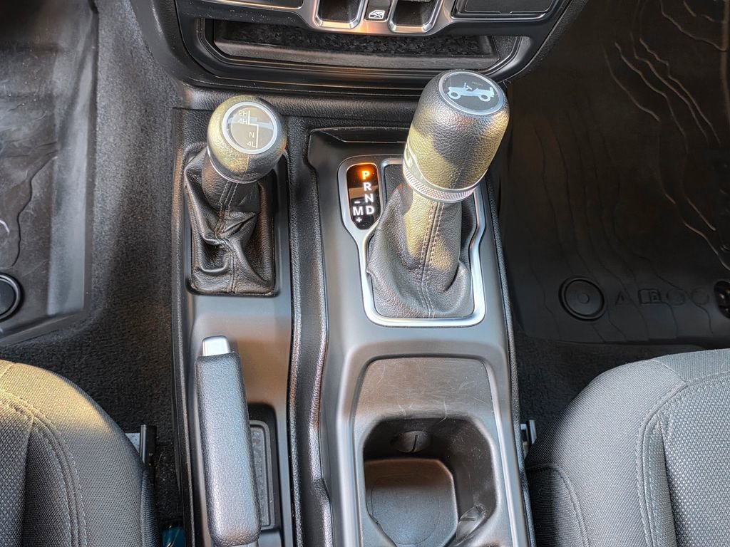 Used 2019 Jeep Wrangler Unlimited Sport S image 25