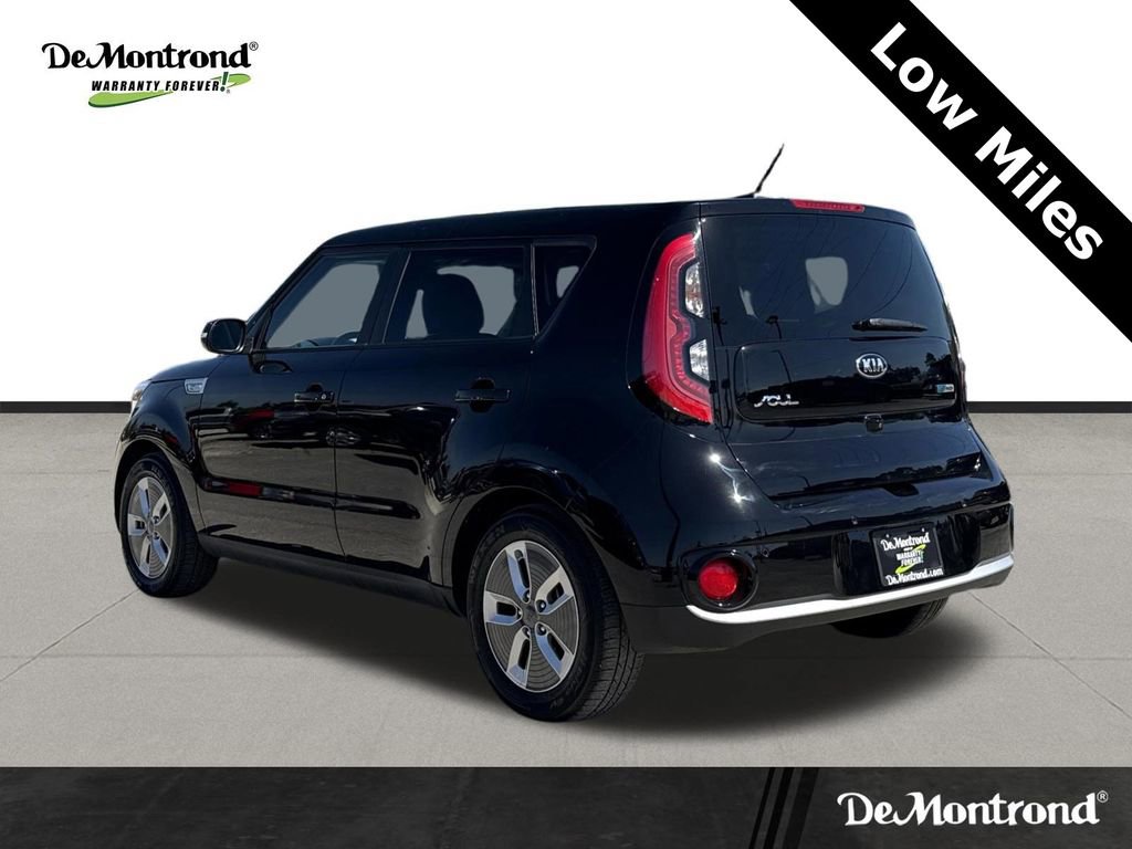Used 2017 Kia Soul EV + w/ Sun & Fun Package image 7