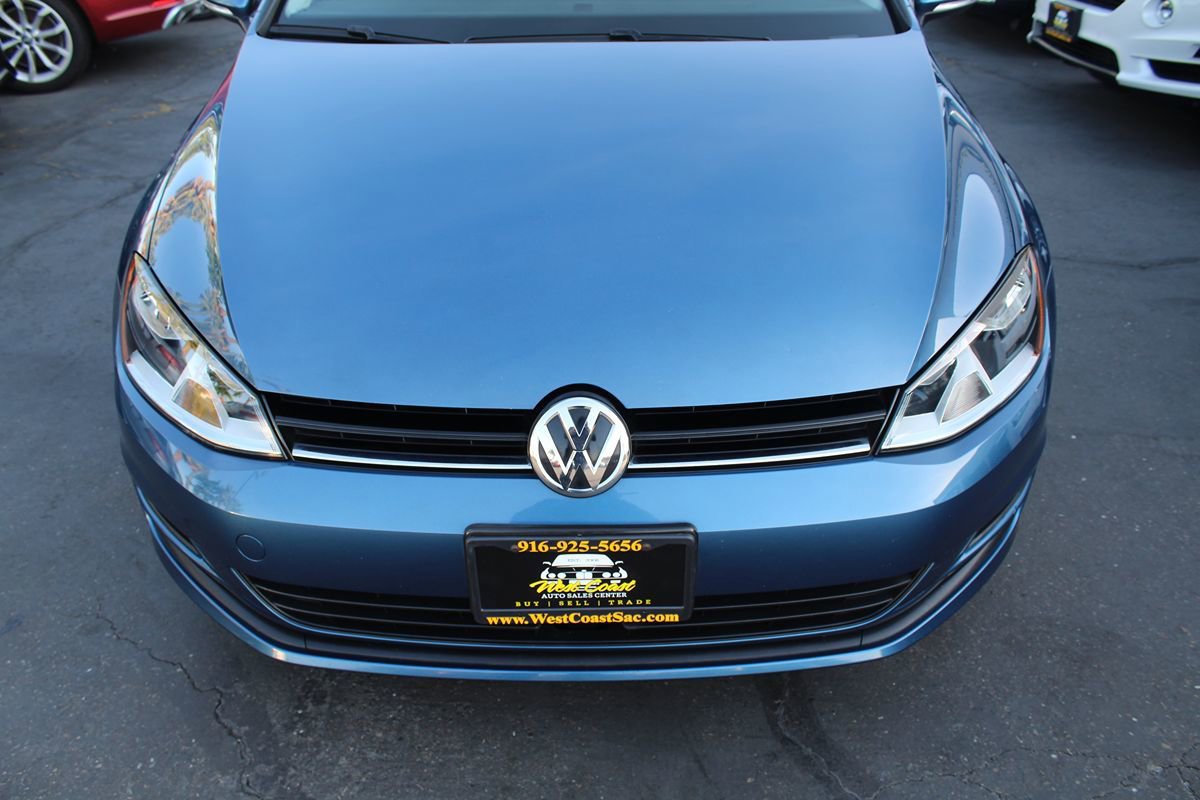 Used 2017 Volkswagen Golf Wolfsburg Edition FWD image 9