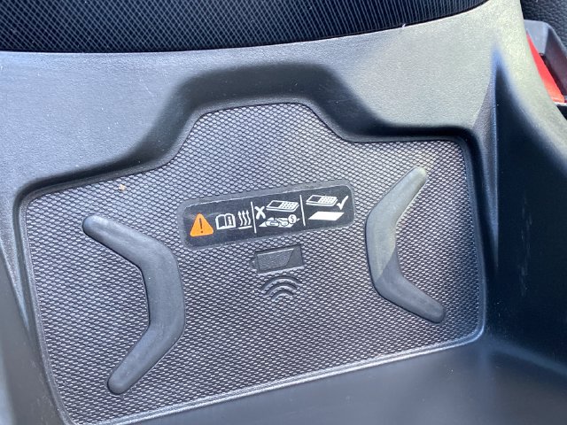 Used 2021 Chevrolet Colorado Z71 w/ Safety Package AWD/4WD image 28