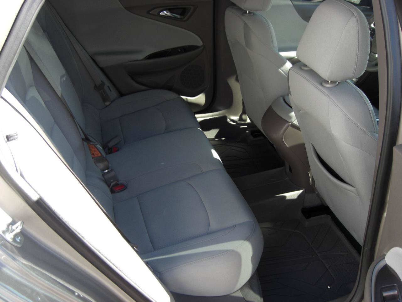 Used 2024 Chevrolet Malibu LS FWD image 16