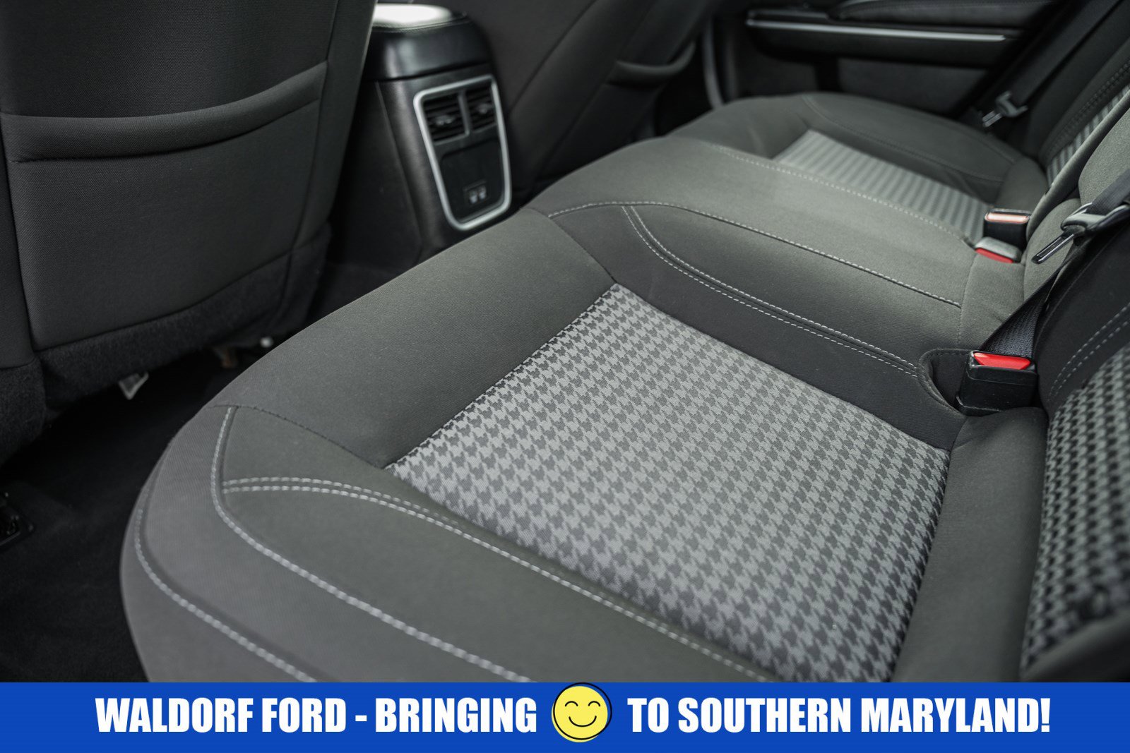 Used 2023 Dodge Charger SXT image 30