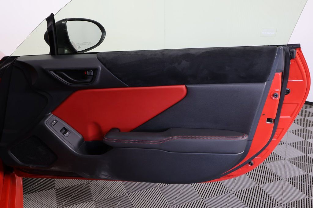 Used 2024 Toyota GR86 TRUENO Edition image 11