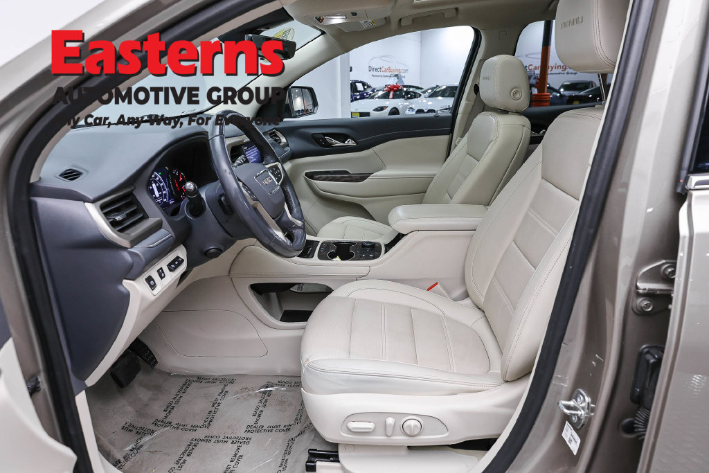 Used 2022 GMC Acadia Denali w/ Denali Technology Package AWD/4WD image 15