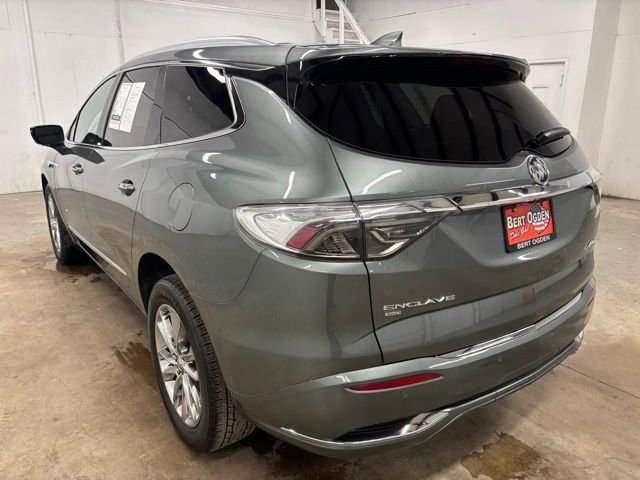Used 2024 Buick Enclave Avenir w/ Avenir Technology Package AWD/4WD image 4