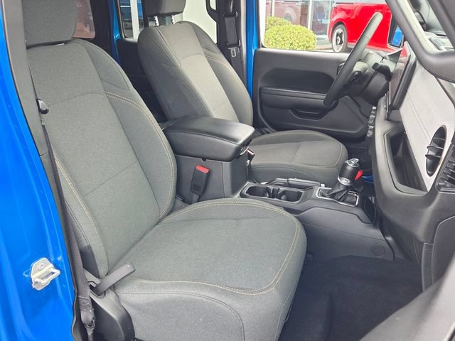 Used 2024 Jeep Wrangler Unlimited Sport AWD/4WD image 14