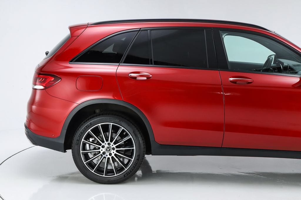 Used 2021 Mercedes-Benz GLC 300 4MATIC image 11
