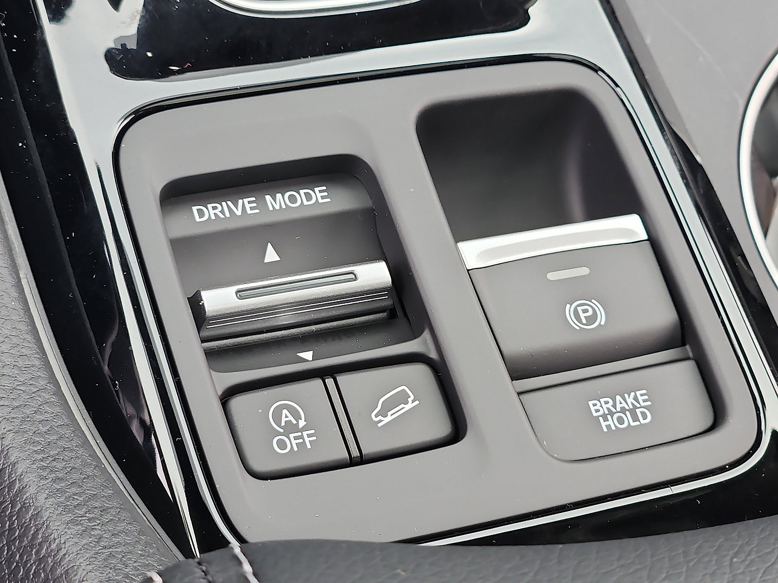 New 2025 Honda Pilot Touring image 17