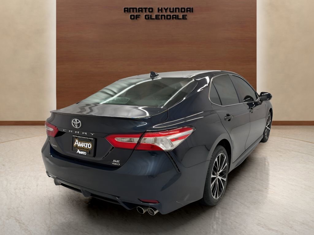 Used 2020 Toyota Camry SE w/ Cold Weather Package AWD/4WD image 5
