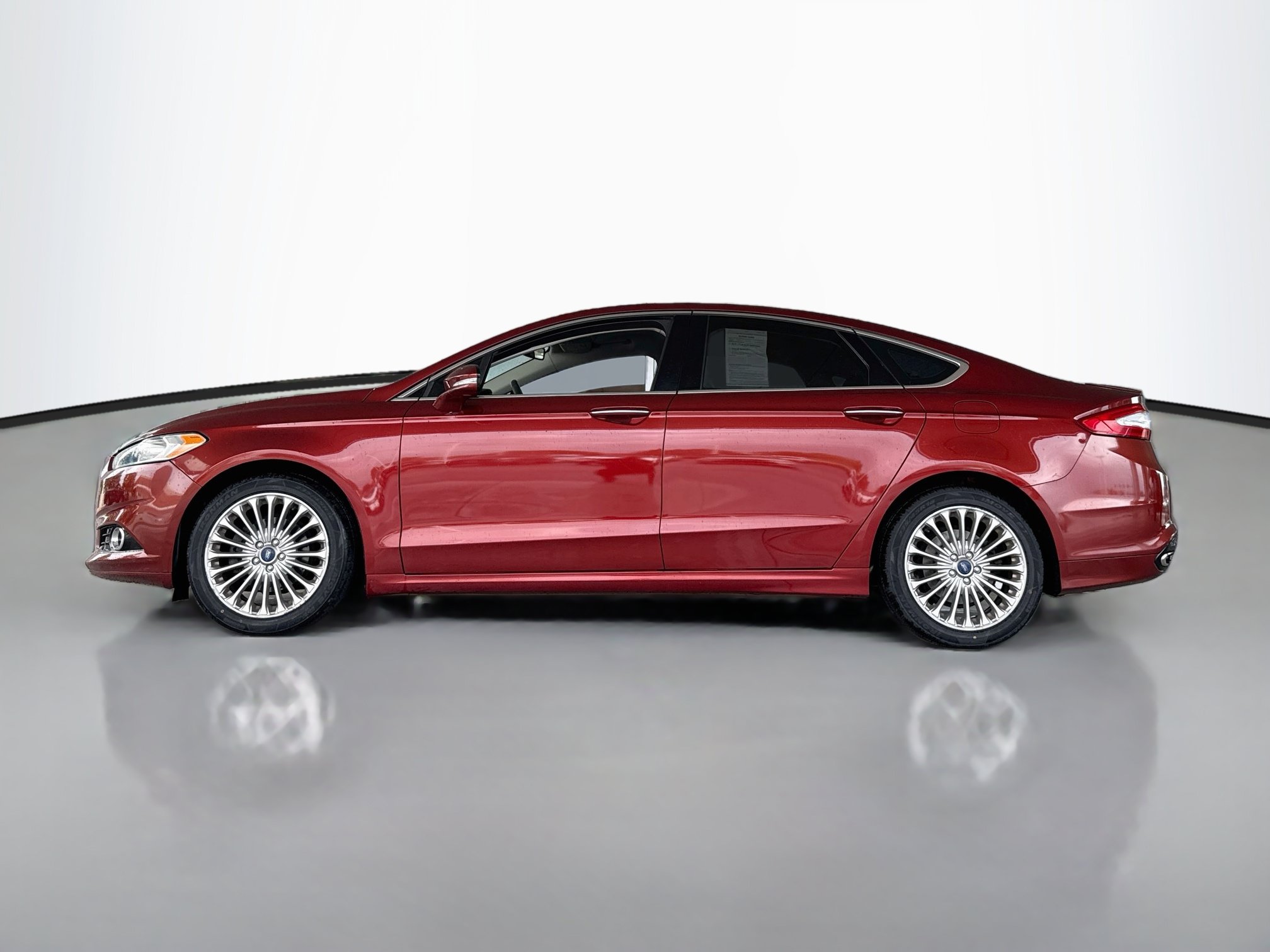 Used 2014 Ford Fusion Titanium FWD image 4