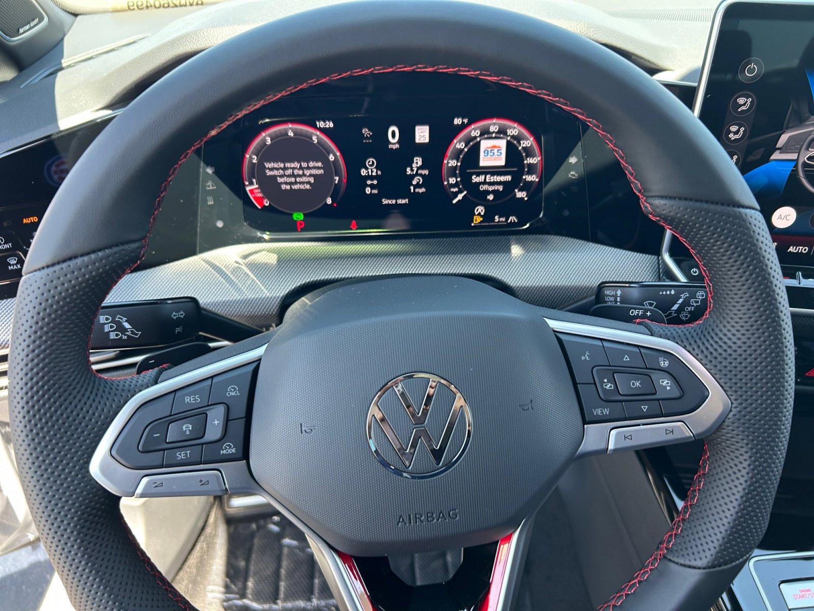 New 2026 Volkswagen Golf SE FWD image 9