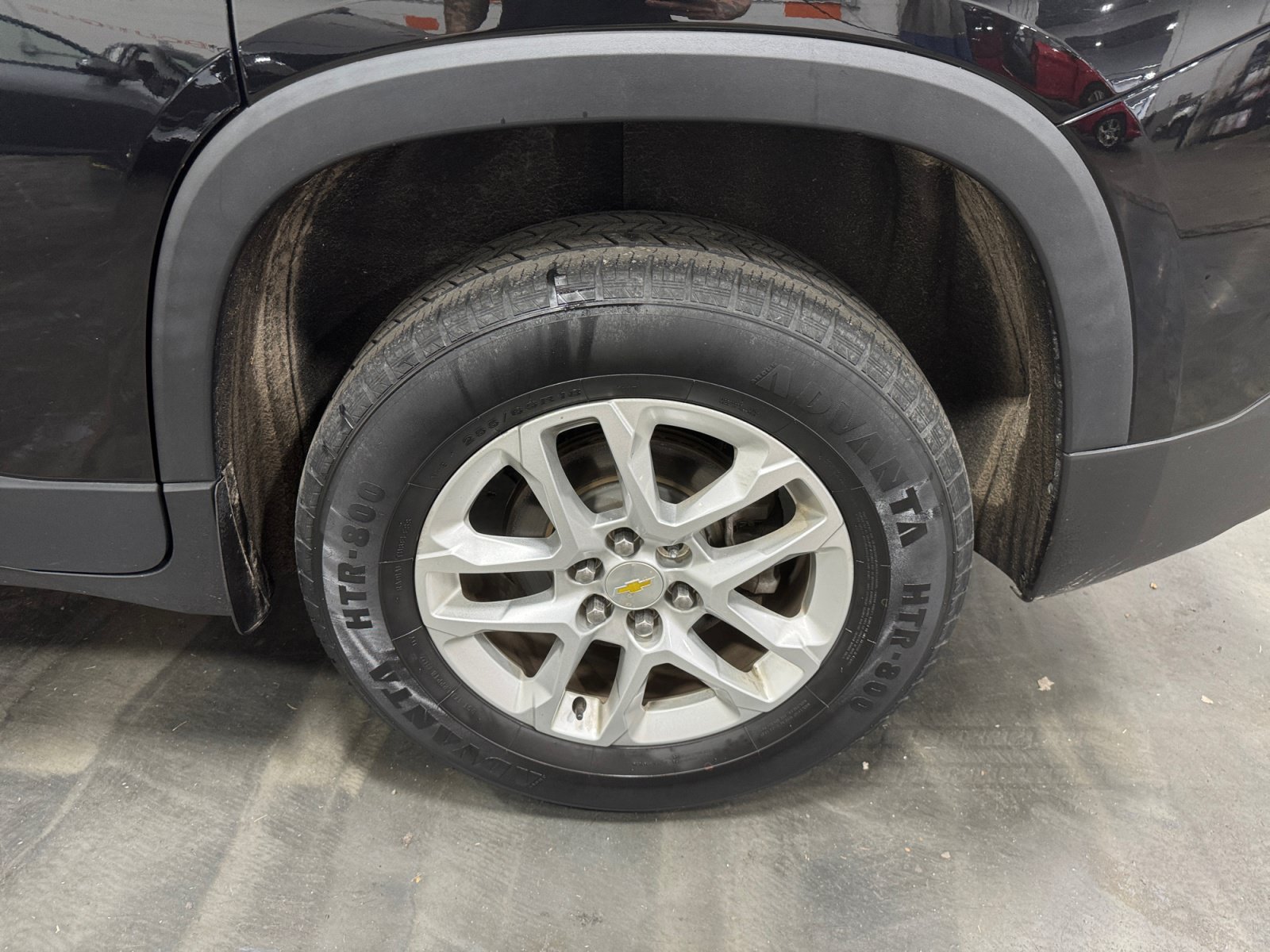 Used 2018 Chevrolet Traverse LS AWD/4WD image 16