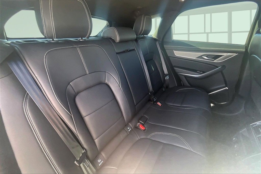 Used 2026 Jaguar F-PACE R-Dynamic S image 28