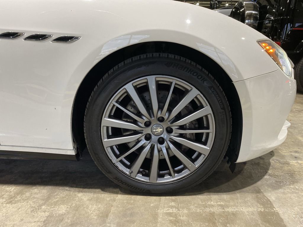 Used 2017 Maserati Ghibli S image 20