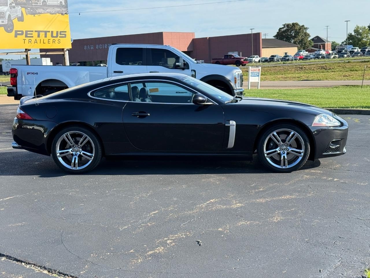 Used 2007 Jaguar XKR R RWD image 2