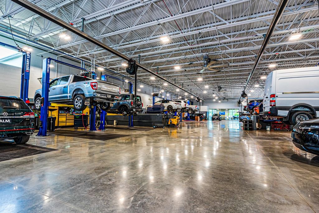 Used 2024 Genesis Electrified GV70 Advanced image 69