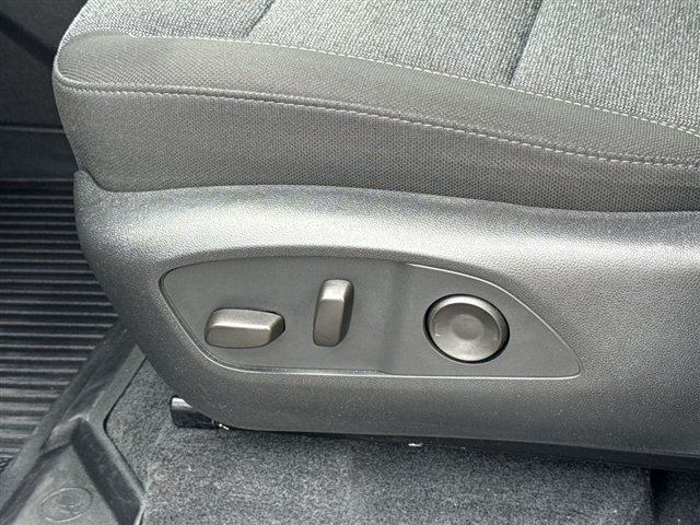 Certified 2025 GMC Acadia Elevation w/ LPO, Floor Liner Package FWD image 38