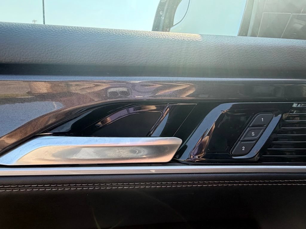 Used 2023 Jeep Wagoneer L 4WD w/ Premium Group I image 52
