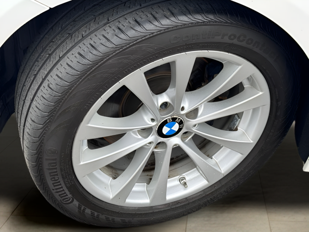 Used 2016 BMW 320i xDrive Sedan AWD/4WD image 36