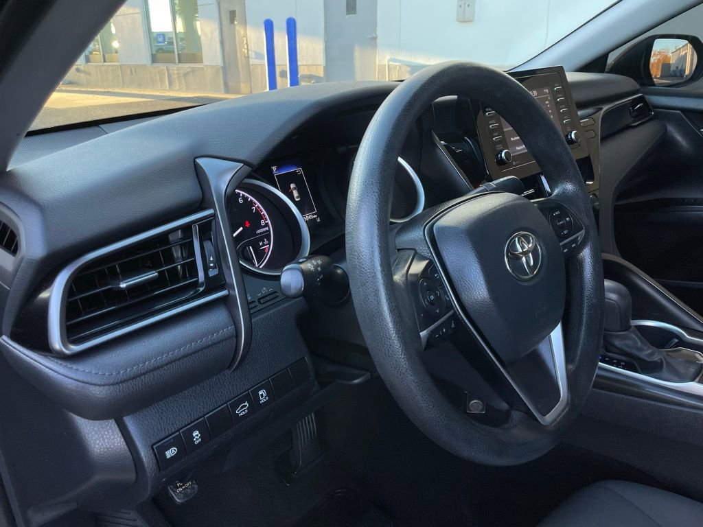 Used 2023 Toyota Camry LE image 27