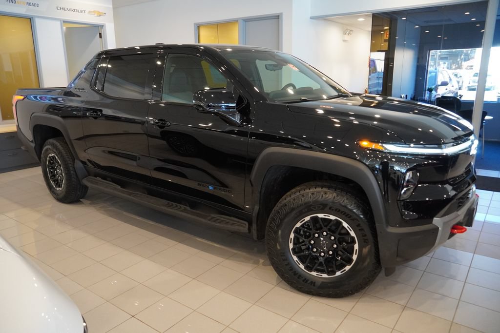 New 2026 Chevrolet Silverado EV Trail Boss AWD/4WD image 5