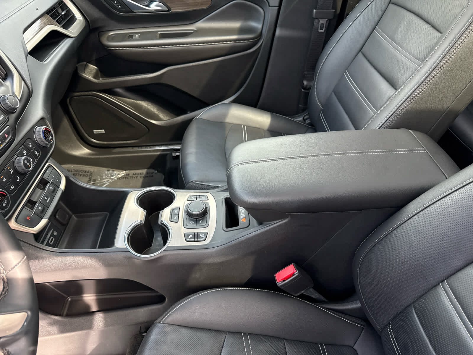 Certified 2023 GMC Terrain Denali w/ Denali Premium Package AWD/4WD image 22