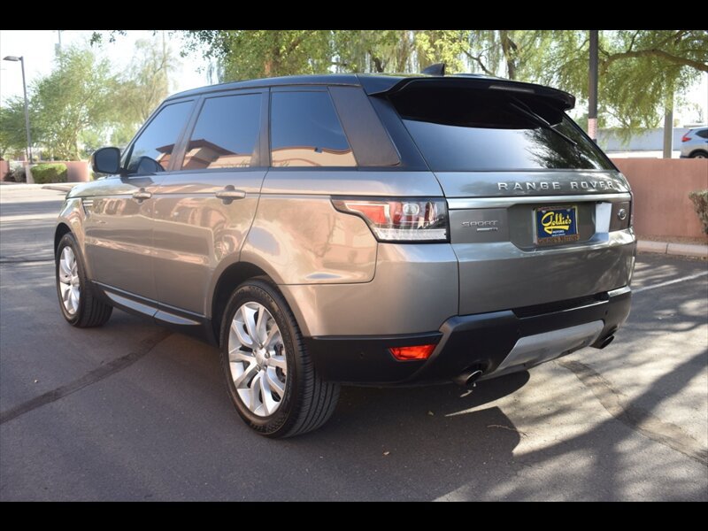 Used 2017 Land Rover Range Rover Sport HSE AWD/4WD image 6