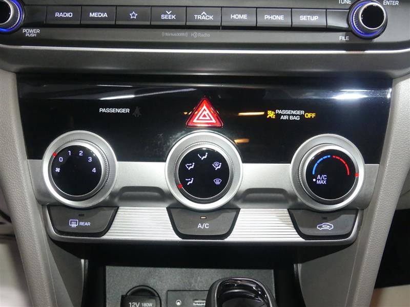 Used 2019 Hyundai Elantra SEL w/ Cargo Package image 38