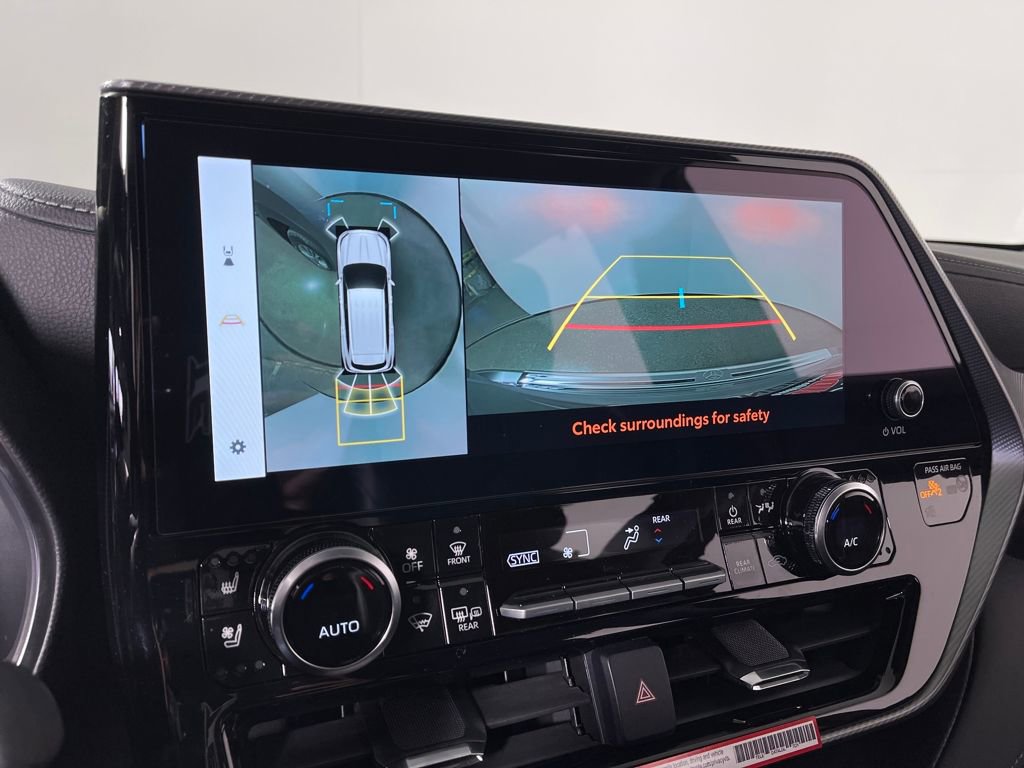New 2026 Toyota Highlander Platinum image 21
