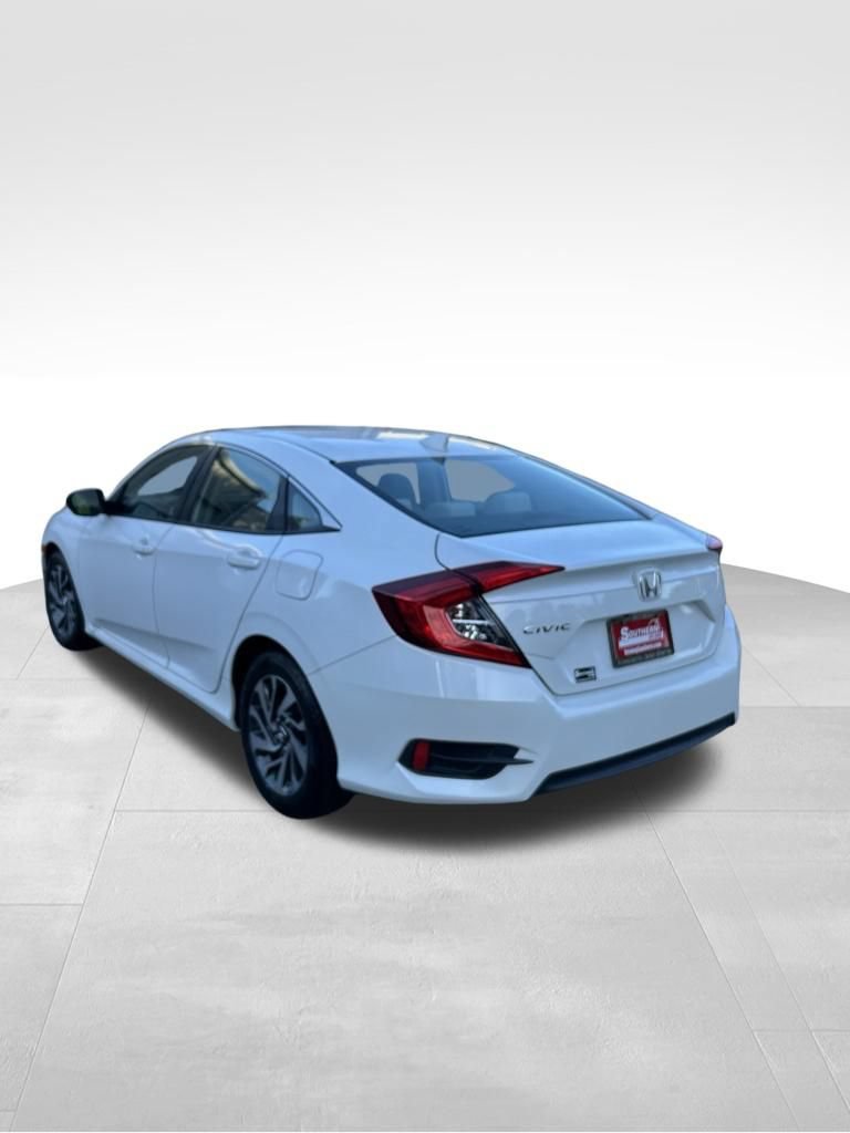 Used 2017 Honda Civic EX image 3