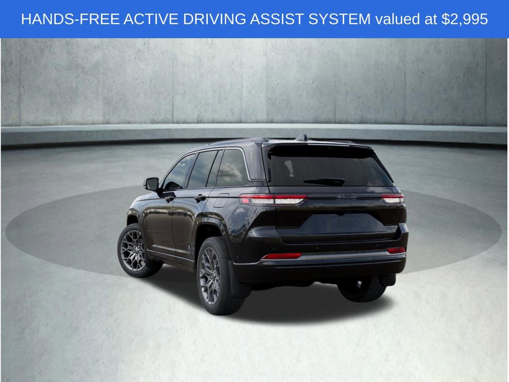 New 2026 Jeep Grand Cherokee Summit w/ Obsidian Package AWD/4WD image 4