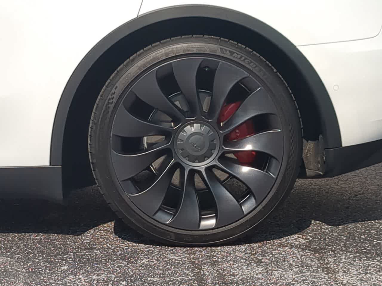 Used 2022 Tesla Model Y Performance AWD/4WD image 14