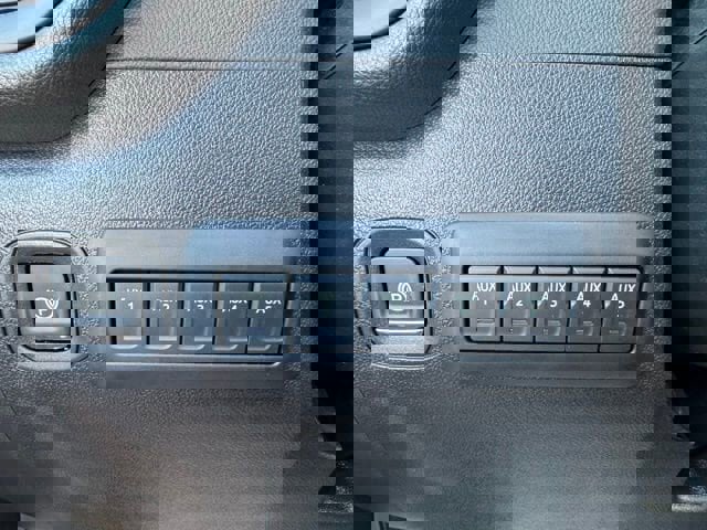 New 2025 GMC Sierra 3500 Pro w/ Convenience Package image 36