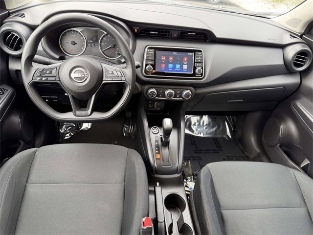 Used 2024 Nissan Kicks S image 11