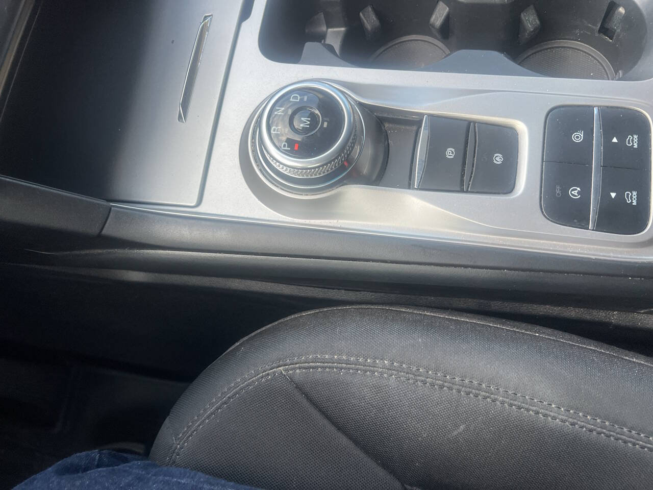 Used 2020 Ford Explorer XLT RWD image 17