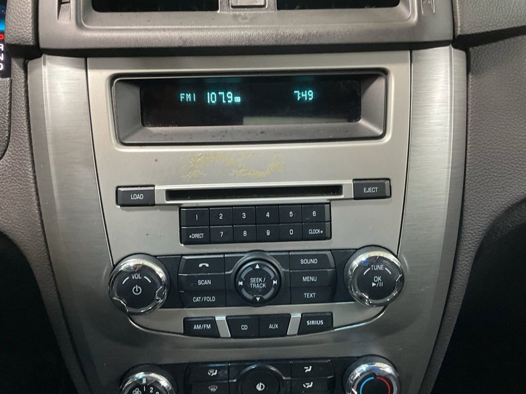 Used 2012 Ford Fusion SE image 15