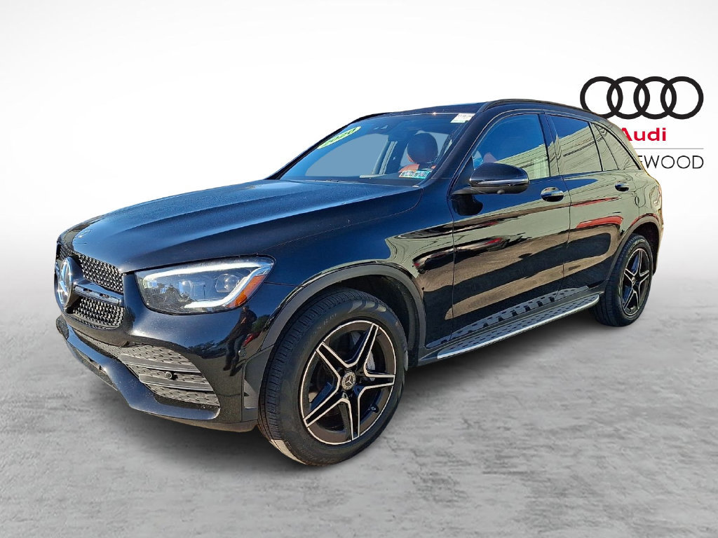 Used 2020 Mercedes-Benz GLC 300 4MATIC image 3
