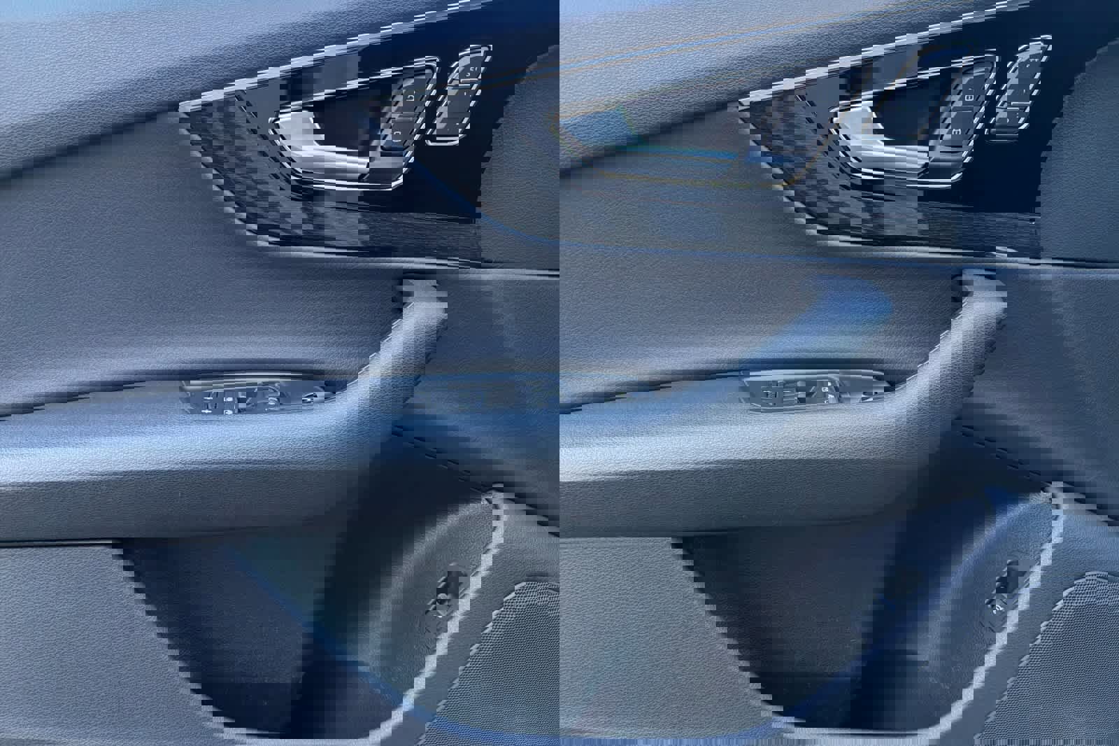 Used 2017 Audi Q7 3.0T Premium Plus image 14