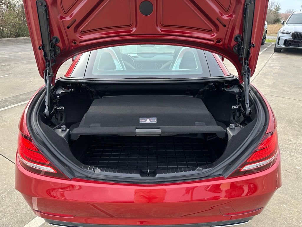 Used 2018 Mercedes-Benz SLC 43 AMG image 19