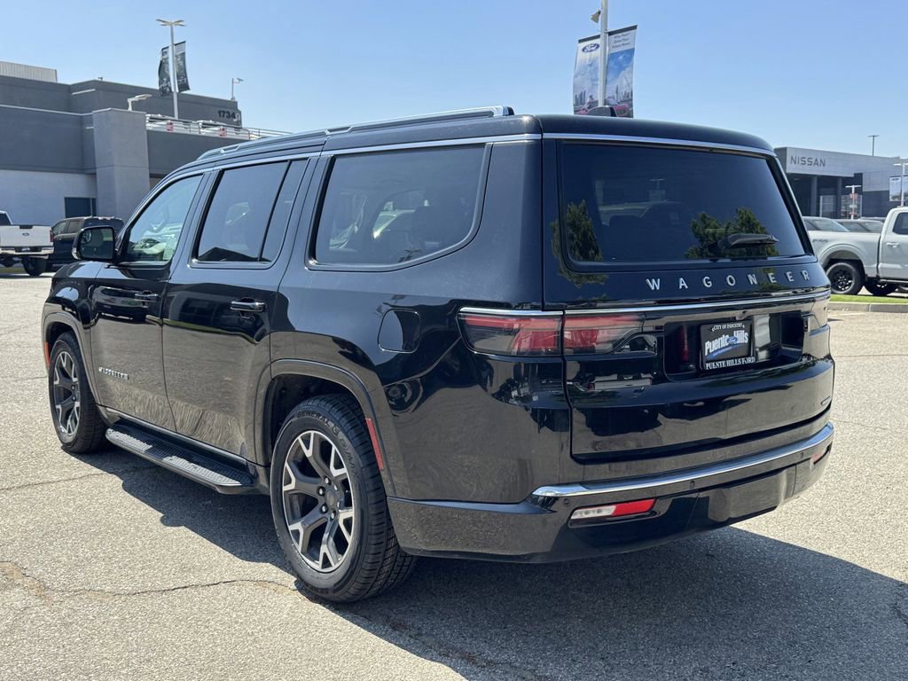 Used 2024 Jeep Wagoneer Series III image 4