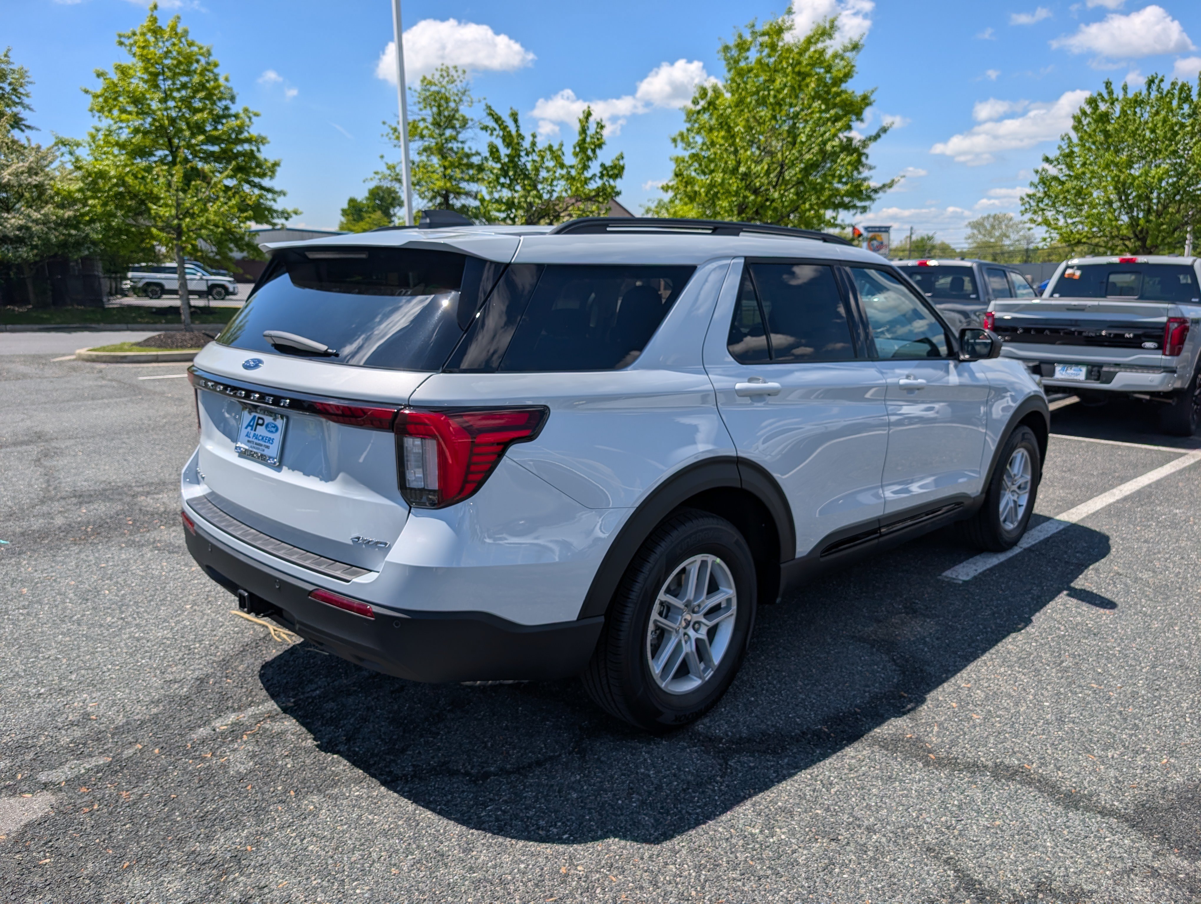 New 2026 Ford Explorer Active AWD/4WD image 2