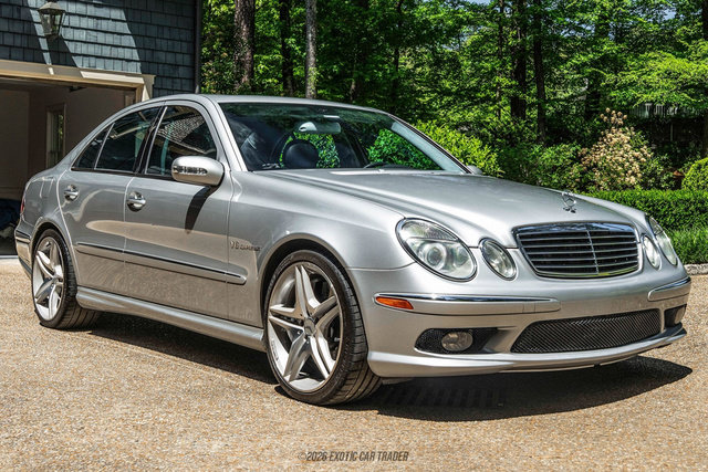 Used 2005 Mercedes-Benz E 55 AMG Sedan image 12
