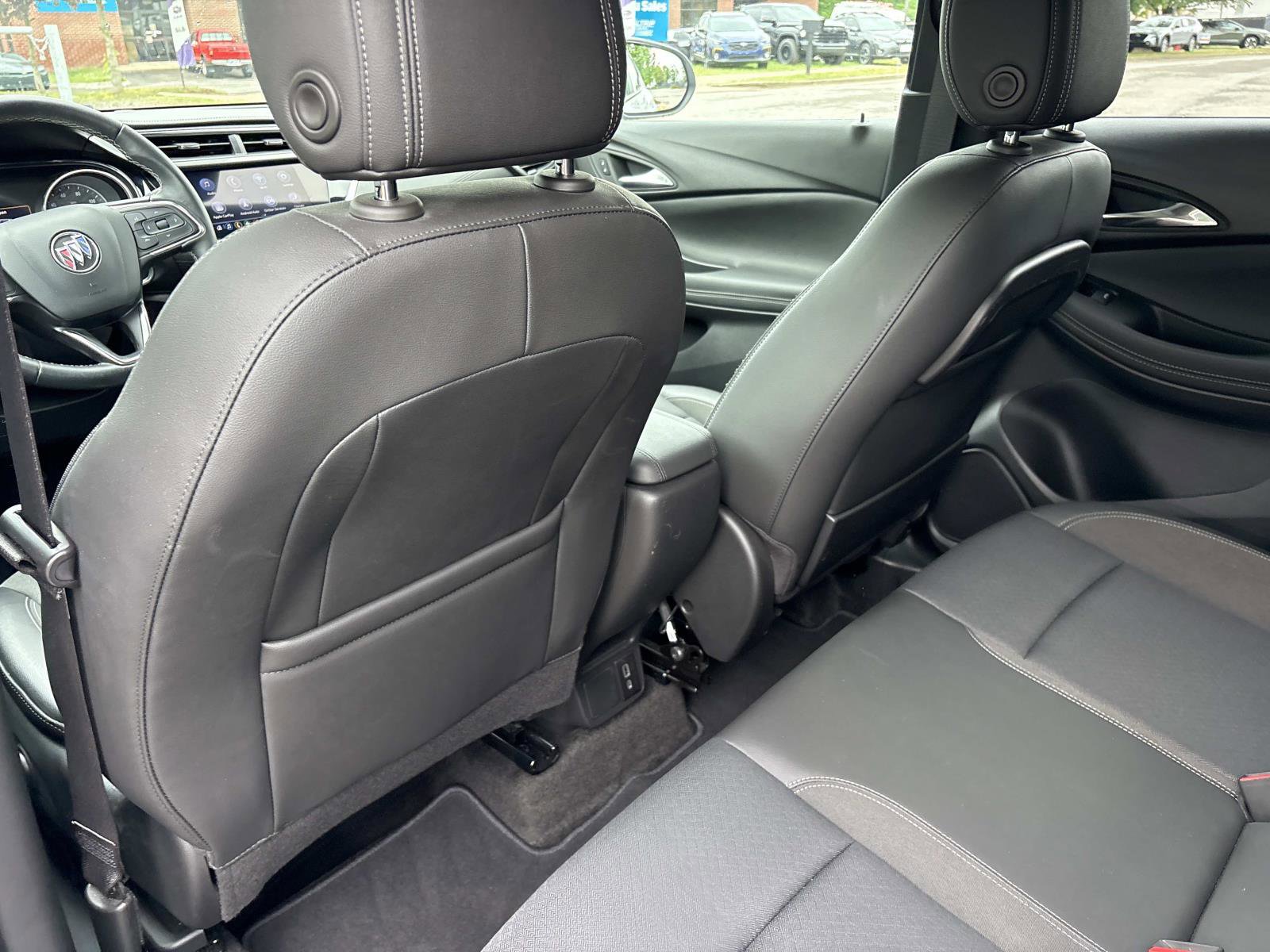 Used 2023 Buick Encore GX Select w/ Safety Package II FWD image 29