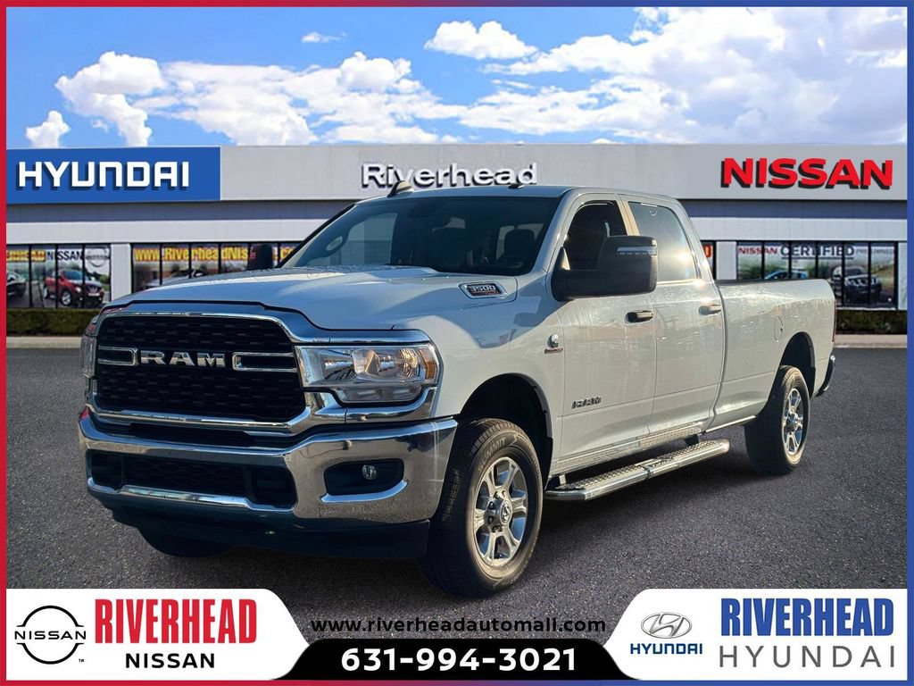 Used 2024 RAM 3500 Big Horn AWD/4WD image 2
